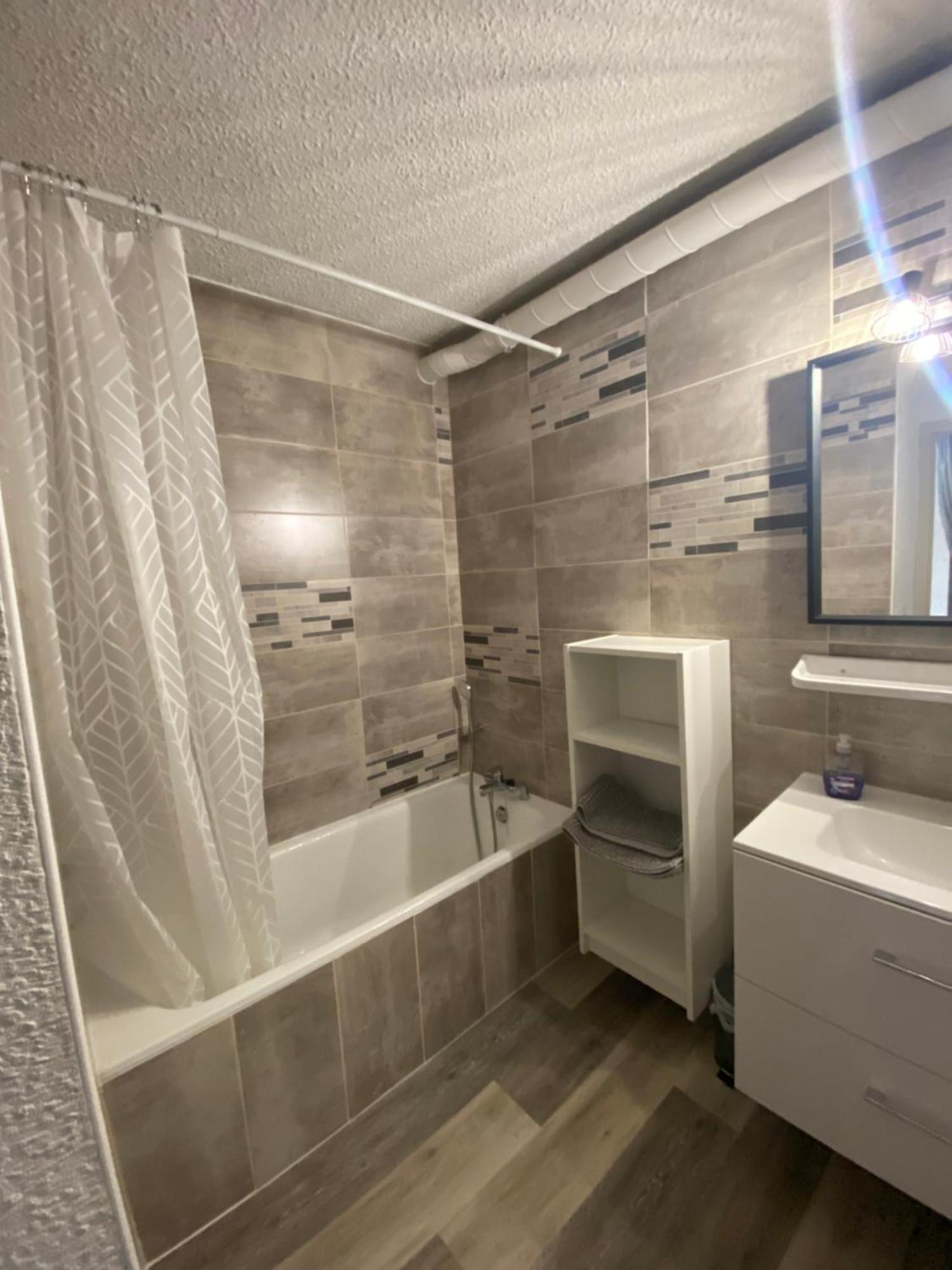 Appartement 50M2 Vue Imprenable Avec Garage Draps Et Serviettes Compris 빌라르 드 랑 외부 사진
